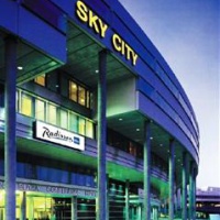 Отель Radisson Blu SkyCity Hotel Arlanda Airport в городе Росерсберг, Швеция