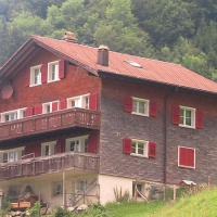 Отель Ifangi в городе Вольфеншиссен, Швейцария