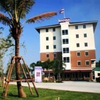 Отель Madina Hotel в городе Районг, Таиланд