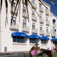 Отель Grand Hotel De Pontaillac Royan в городе Сен-Пале-сюр-Мер, Франция