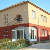 Отель Carrier Hotel в городе Комаром, Венгрия