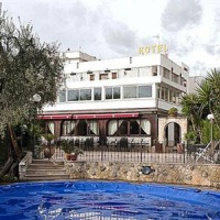Отель Hotel Apeneste в городе Маттината, Италия