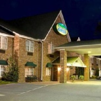Отель Mountain Inn & Suites в городе Хендерсонвилл, США