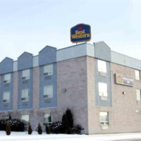 Отель BEST WESTERN Swan Castle Inn в городе Кокран, Канада