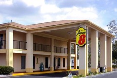 Отель Super 8 DeFuniak Springs в городе Дефьюниак Спрингс, США