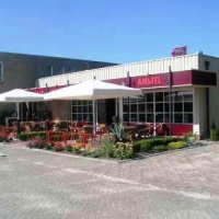 Отель Hotel Cafe Restaurant Snackbar Beerzerveld в городе Оммен, Нидерланды