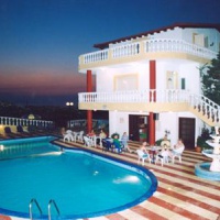 Отель Villa Marina Hersonissos в городе Аниссарас, Греция