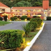 Отель Hotel Pinares del Cerro в городе Вилья Карлос Пас, Аргентина