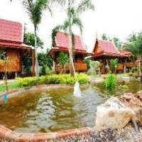 Отель Kamonchanok Resort в городе Чумпхон, Таиланд