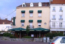 Отель Hotel Restaurant Le Bourgogne в городе Ле Крёзо, Франция