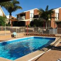 Отель Anchorbell Holiday Apartments в городе Меримбула, Австралия