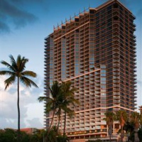 Отель Trump International Hotel Waikiki Beach Walk в городе Гонолулу, США