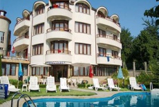 Отель Villa Albatros в городе Святые Константин и Елена, Болгария