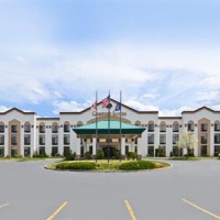 Отель Comfort Suites Ogden в городе Фарр Уэст, США