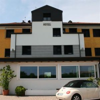 Отель Hotel Alle Scuole в городе Куртароло, Италия