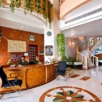 Отель Landmark Suites Ajman в городе Аджман, ОАЭ