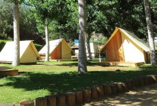 Отель La Noguera Camping в городе Камараса, Испания
