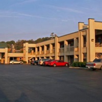 Отель BEST WESTERN Thunderbird Motel в городе Куквилл, США