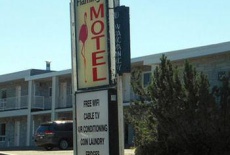 Отель Flamingo Motel Cardston в городе Кардстон, Альберта, Канада