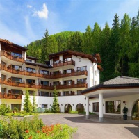 Отель Arabella Hotel Waldhuus Swiss Quality в городе Давос, Швейцария