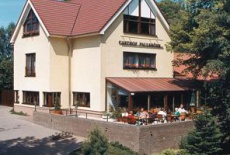 Отель Hotel Paulshöhe Waren (Muritz) в городе Швинкендорф, Германия