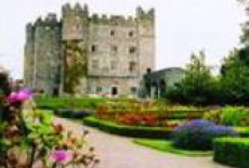Отель Kilkea Castle Hotel and Golf Club в городе Каслдермат, Ирландия