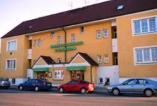 Отель Pension & Restaurant U Mydlaru в городе Мнихово Градиште, Чехия