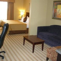 Отель BEST WESTERN Rocky Mountain House Inn & Suites в городе Роки Маунтин Хаус, Канада