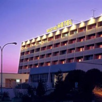 Отель Meeting Hotel в городе Кальдерара-ди-Рено, Италия