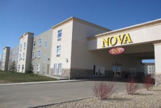 Отель Nova Inn Slave Lake в городе Слейв-Лейк, Канада