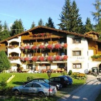 Отель Luggi Pension в городе Райт, Австрия