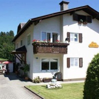 Отель Pension AdlerHorst в городе Штайндорф-ам-Оссиахер-Зее, Австрия