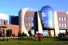 Отель Hotel Amadeus в городе Водзислав-Слёнски, Польша