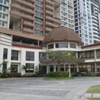 Отель Home Edge Serviced Apartments Tivoli в городе Мандалуонг Сити, Филиппины