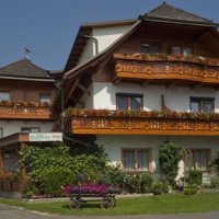 Отель Gasthof Barnwirt в городе Мосбург, Австрия