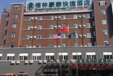 Отель Greentree Inn Anhui Fuyang Railway Station W Xiangyang Road Business Hotel в городе Фуян, Китай