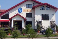 Отель Hotel Casa Enache Balteni в городе Бэлтени, Румыния