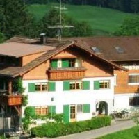 Отель Pension Jagerheim Krumbach (Vorarlberg) в городе Рифенсберг, Австрия