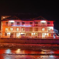 Отель Pensiunea Camelia в городе Бэиле-Херкулане, Румыния