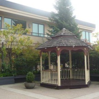 Отель Executive Suites Hotel & Conference Centre Burnaby в городе Бернаби, Канада