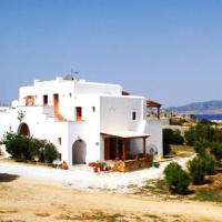 Отель Ydreos Studios & Apartments в городе Микри Вигла, Греция