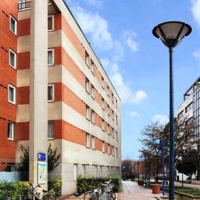 Отель Sejours & Affaires Charles De Gaulle Aparthotel Pantin в городе Пантен, Франция