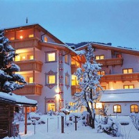 Отель Hotel Enzian в городе Ландек, Австрия
