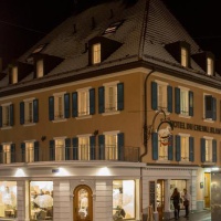 Отель Hine Adon Aparthotel Cheval Blanc в городе Бюль, Швейцария