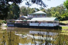 Отель Gisborne Peak Winery Eco-Cottages в городе Джисборн, Австралия