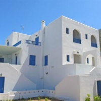 Отель Amaranto Rooms в городе Аегияли, Греция