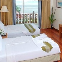 Отель New Travel Beach Hotel & Resort Chanthaburi в городе Кхлонг Кхут, Таиланд