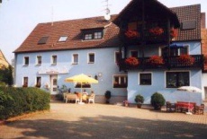 Отель Pension Goldener Stern в городе Оксенфурт, Германия