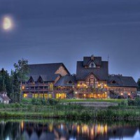 Отель Elk Ridge Resort Waskesiu Lake в городе Васксайу Лейк, Канада