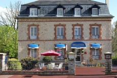 Отель Hotel Pension Bellevue Bagnoles de l'Orne в городе Баньоль-де-Л'Орн, Франция